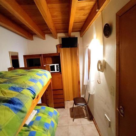 hostel del Pellin San Martín de los Andes Exterior foto